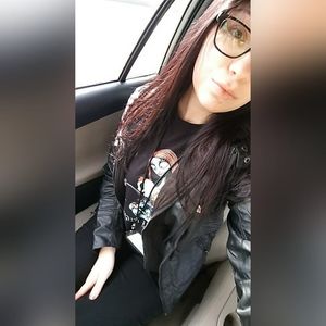 Meet your Posher, Anna